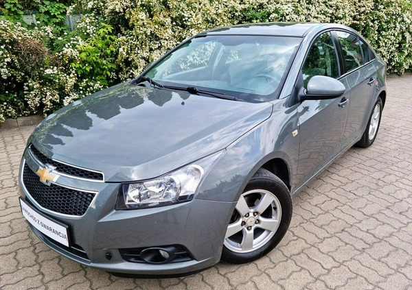 Chevrolet Cruze cena 19999 przebieg: 228000, rok produkcji 2010 z Czaplinek małe 172